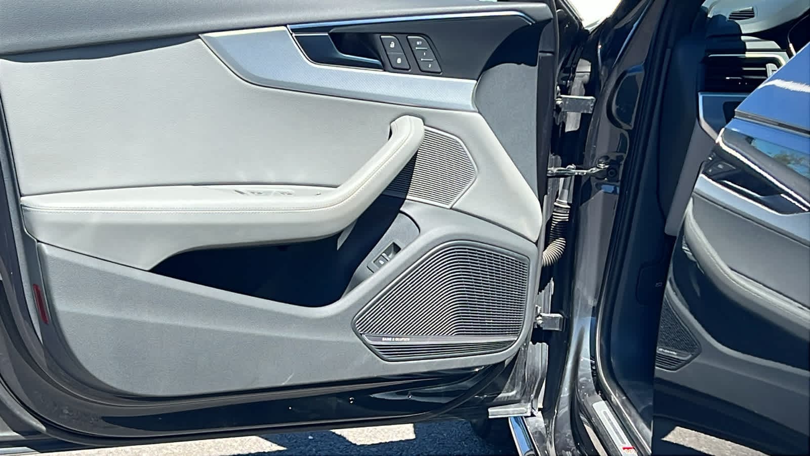 Thumbnail: 2019 Audi A4 - 23