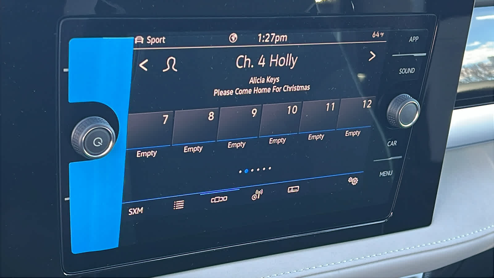 Thumbnail: 2026 Volkswagen Taos - 15