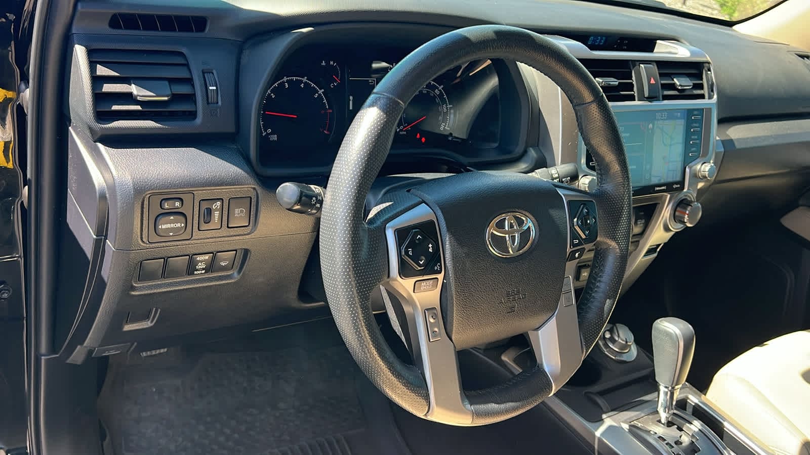 Thumbnail: 2023 Toyota 4Runner - 10