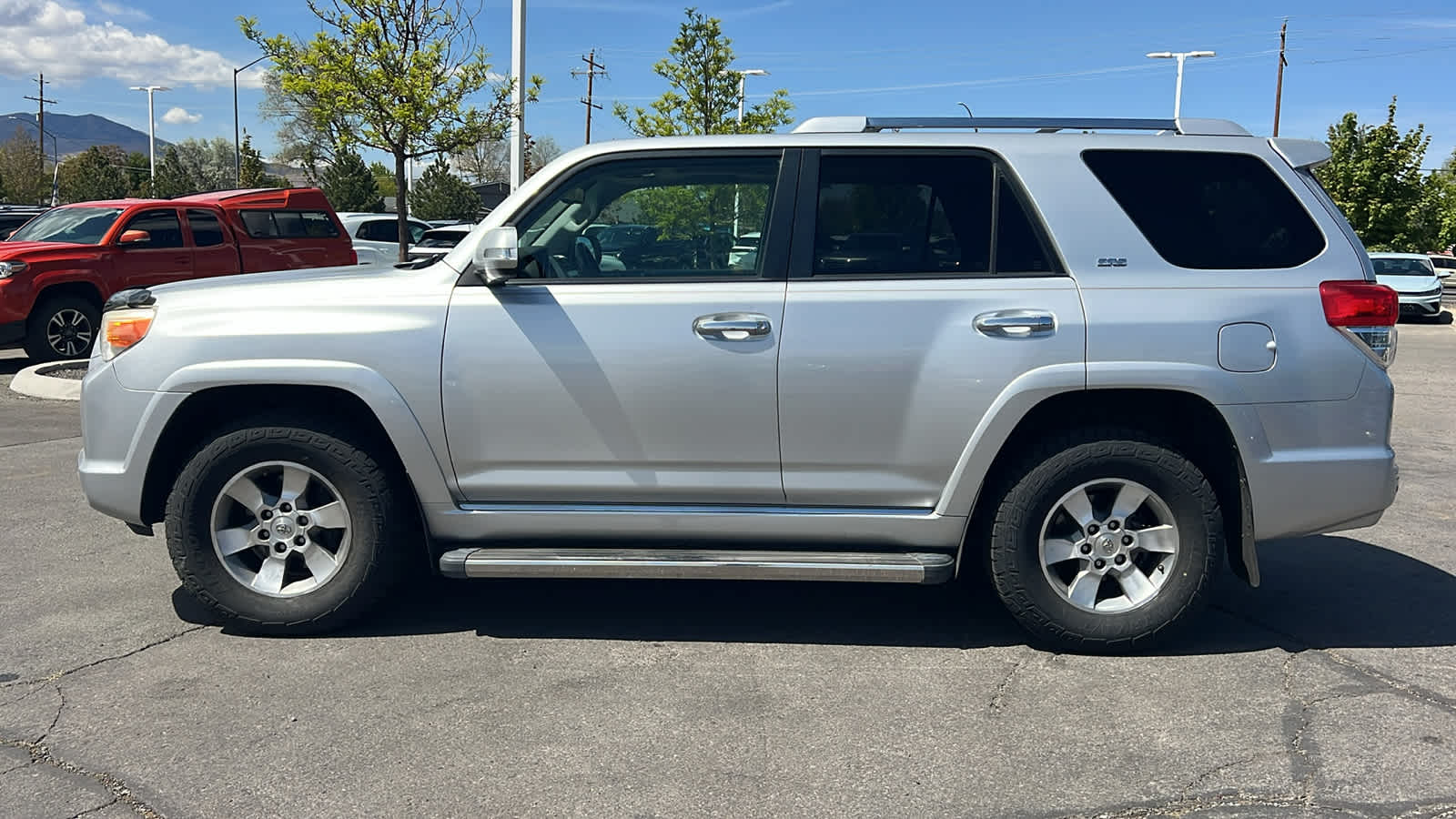 Thumbnail: 2011 Toyota 4Runner - 8