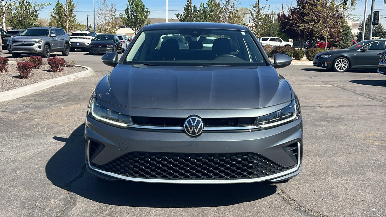 Thumbnail: 2025 Volkswagen Jetta - 2