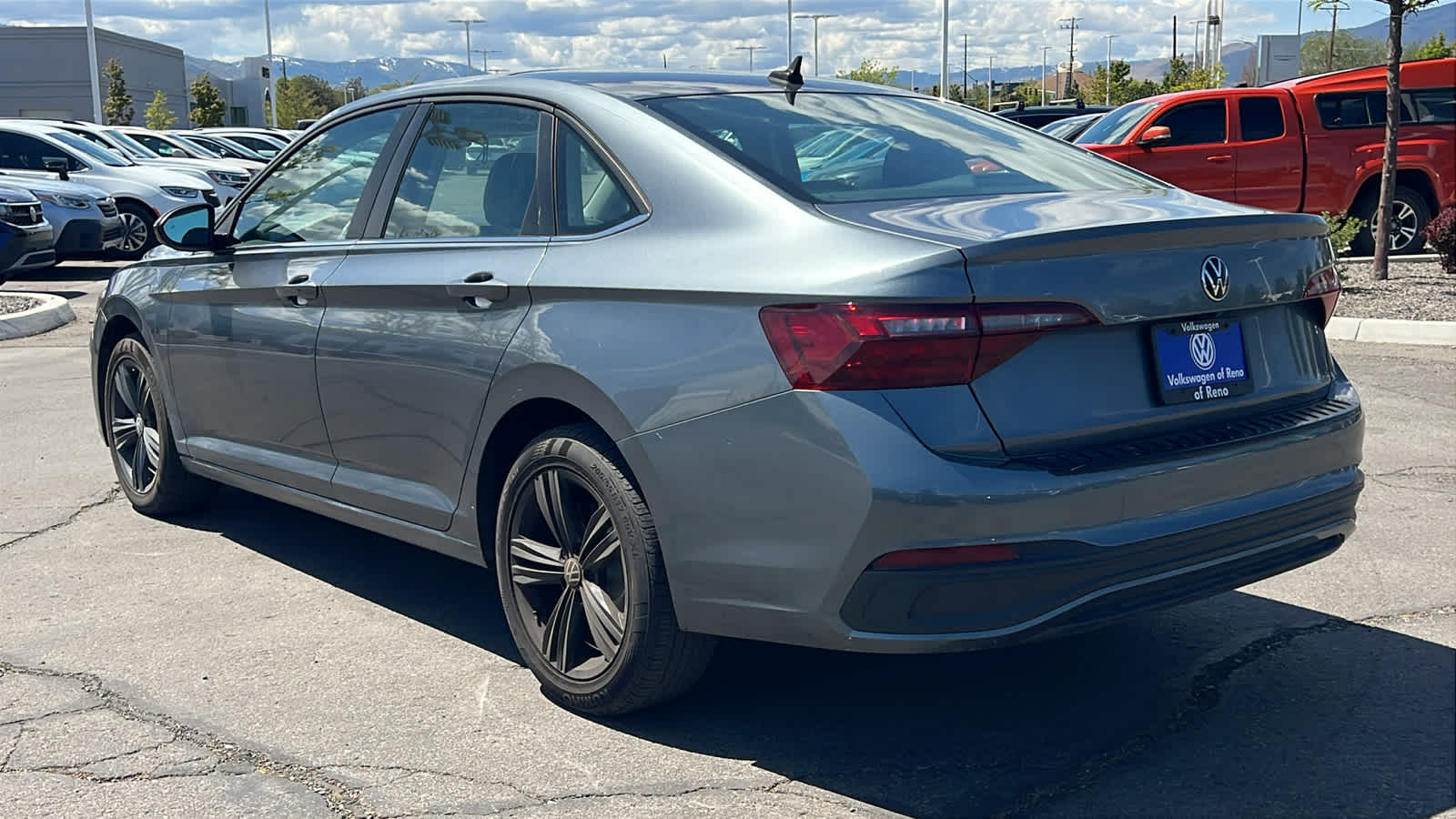 Thumbnail: 2022 Volkswagen Jetta - 7