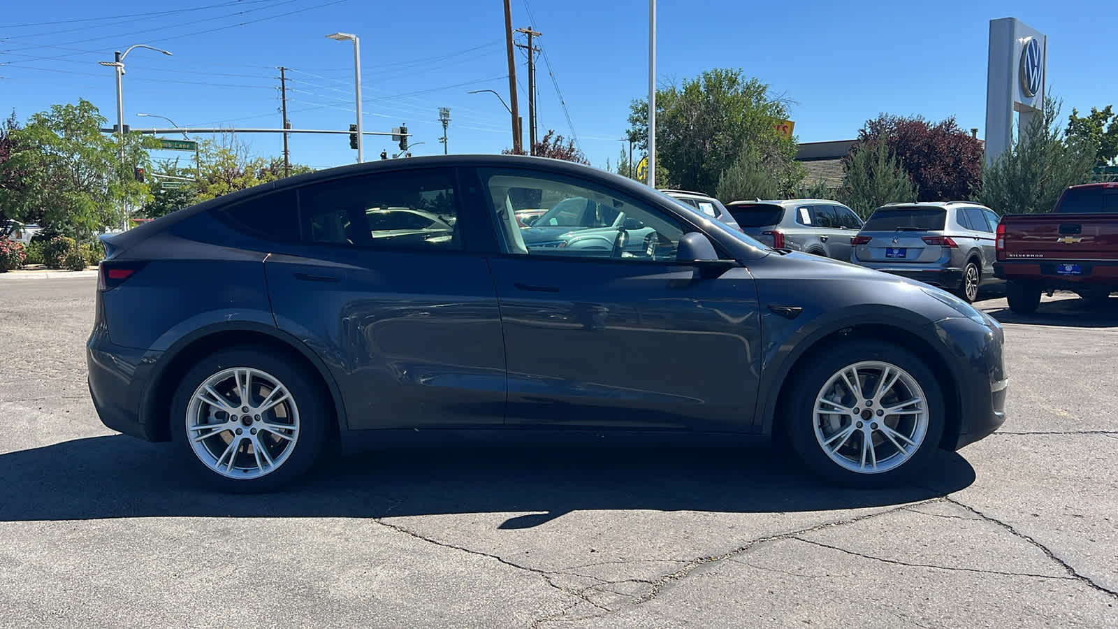 Thumbnail: 2024 Tesla Model Y - 4