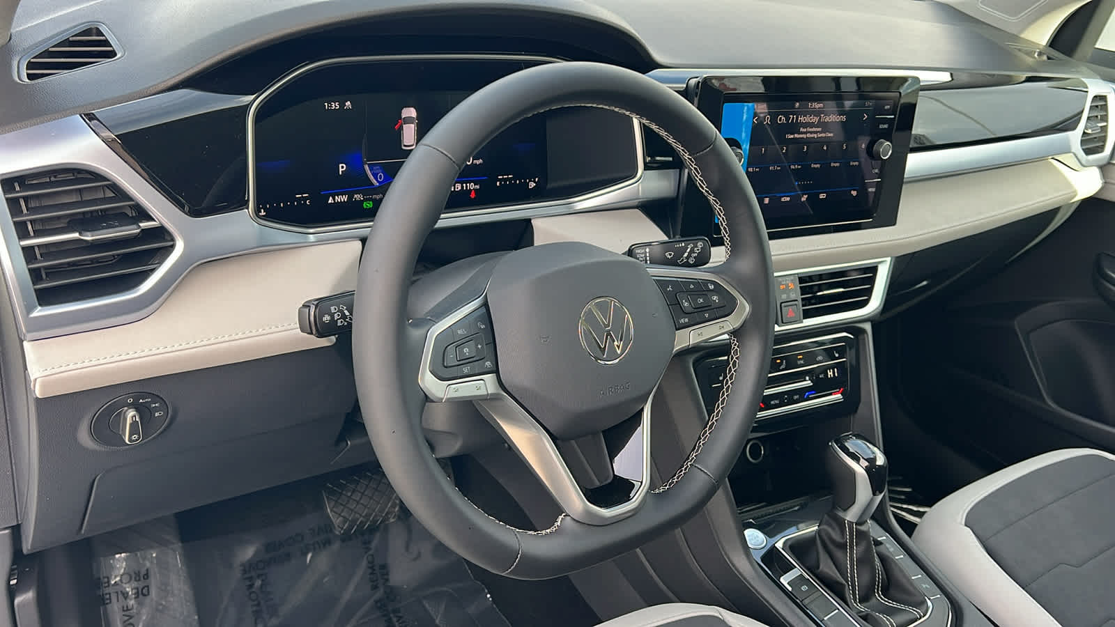 Thumbnail: 2026 Volkswagen Taos - 10