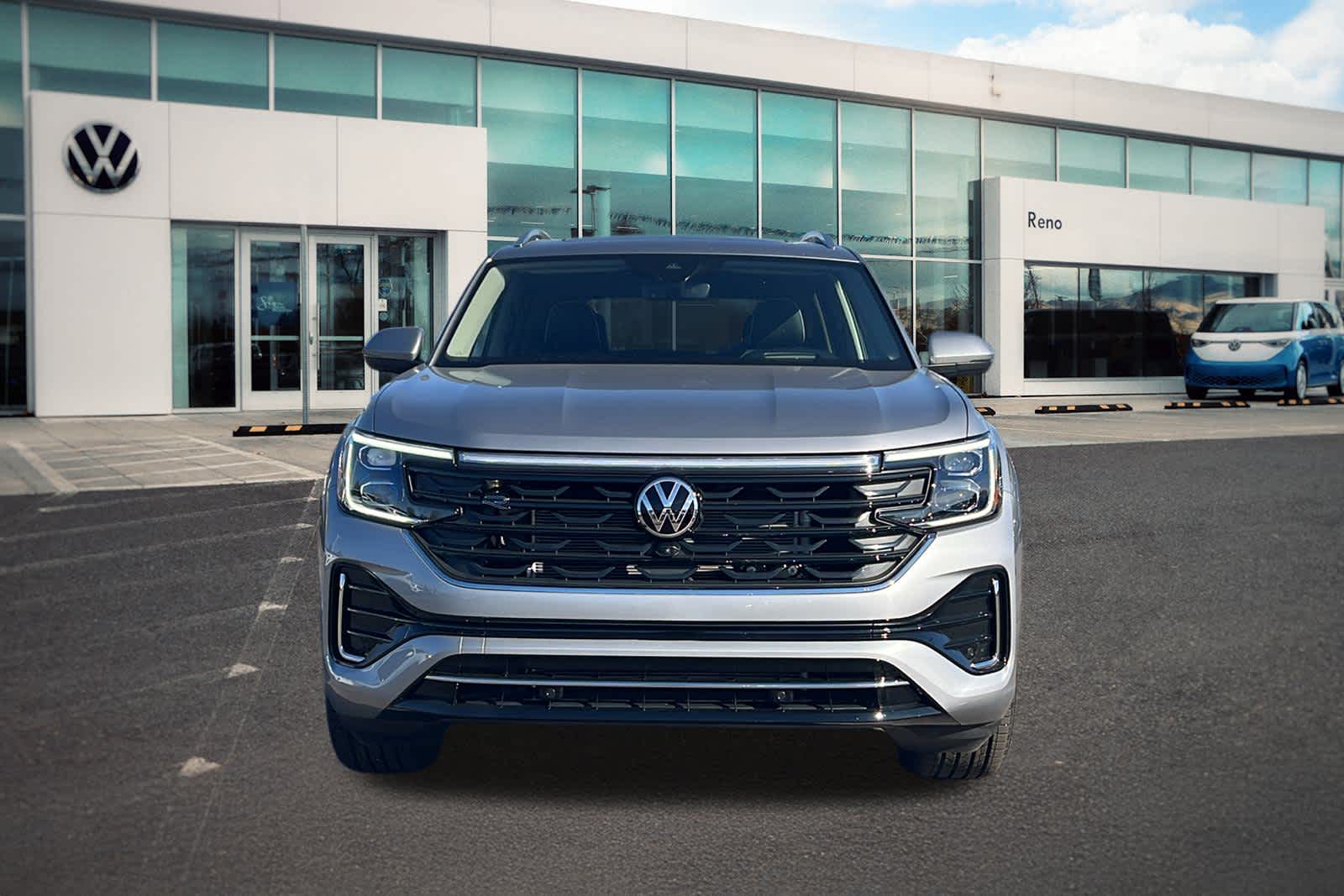2026 Volkswagen Atlas SEL Premium R-Line photo 2