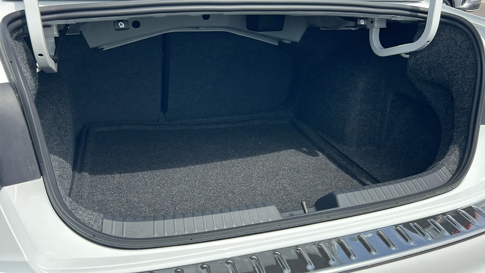 Thumbnail: 2026 Volkswagen Jetta - 27