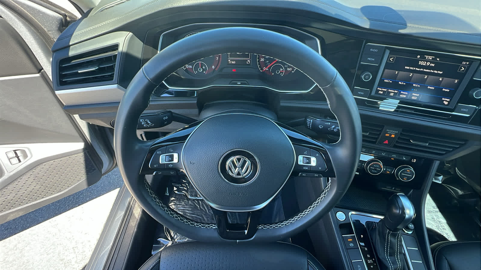 Thumbnail: 2021 Volkswagen Jetta - 18