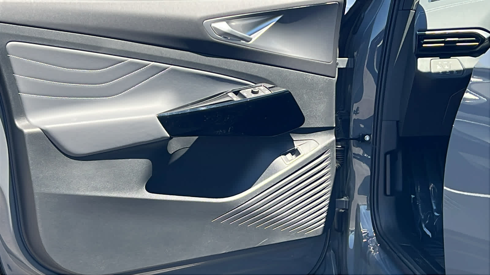 Thumbnail: 2026 Volkswagen ID.4 - 23