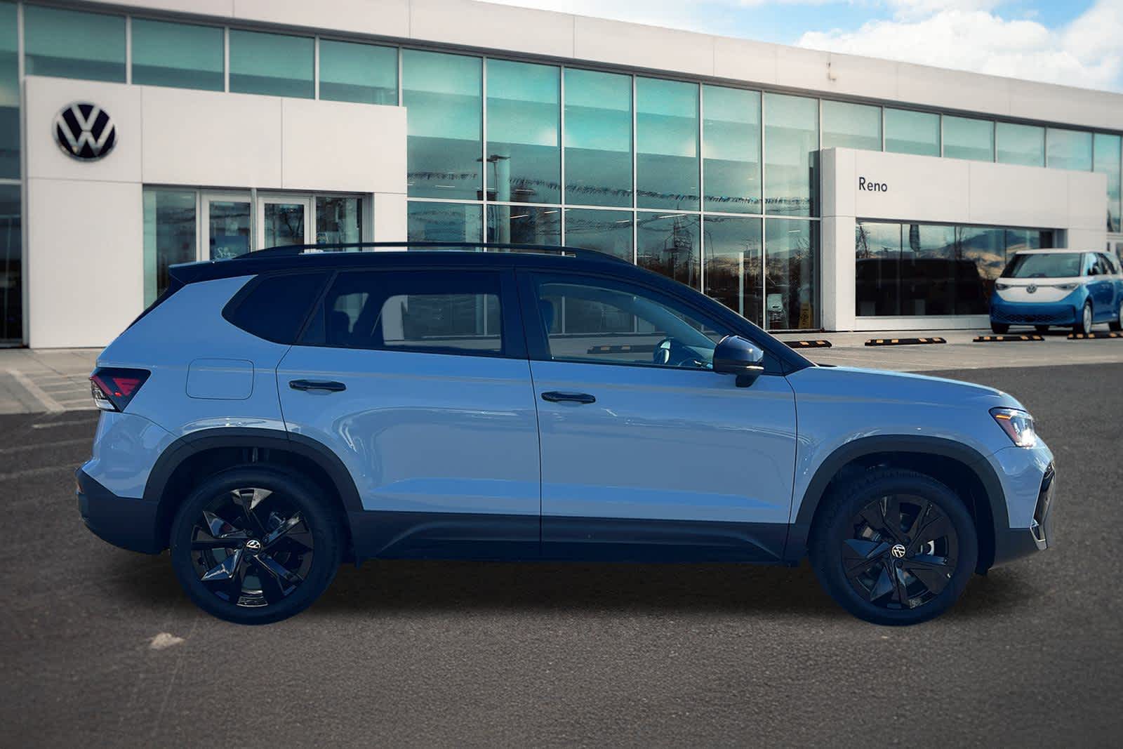 Thumbnail: 2026 Volkswagen Taos - 4