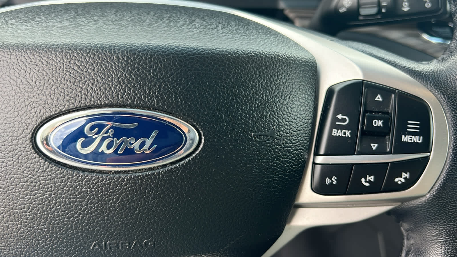 Thumbnail: 2022 Ford Explorer - 20