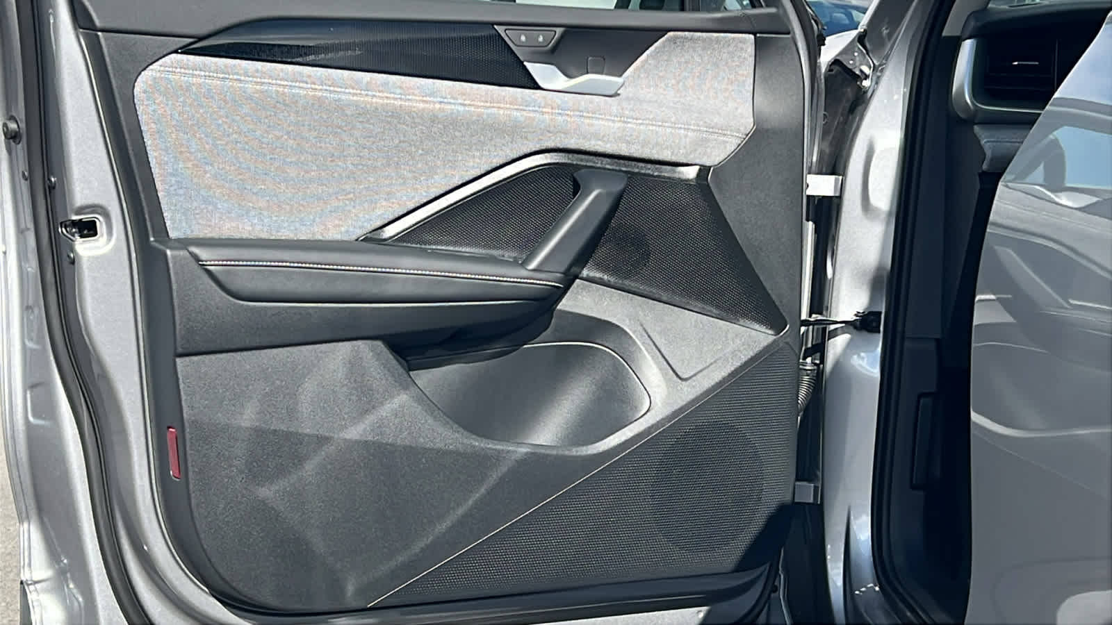 Thumbnail: 2026 Volkswagen Tiguan - 23