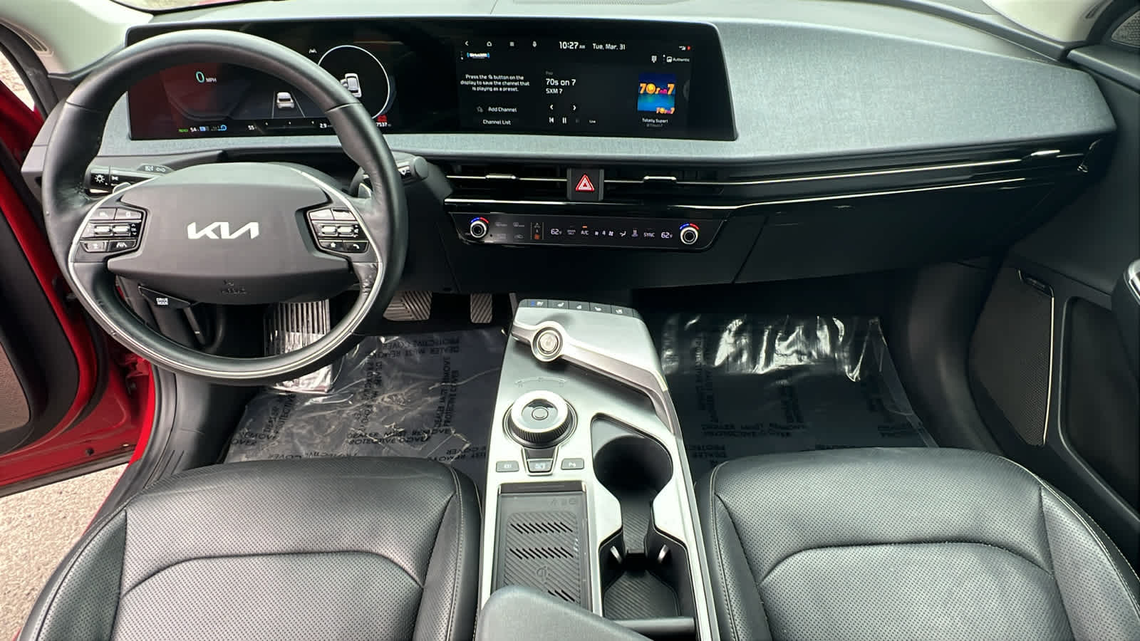 Thumbnail: 2022 Kia EV6 - 26