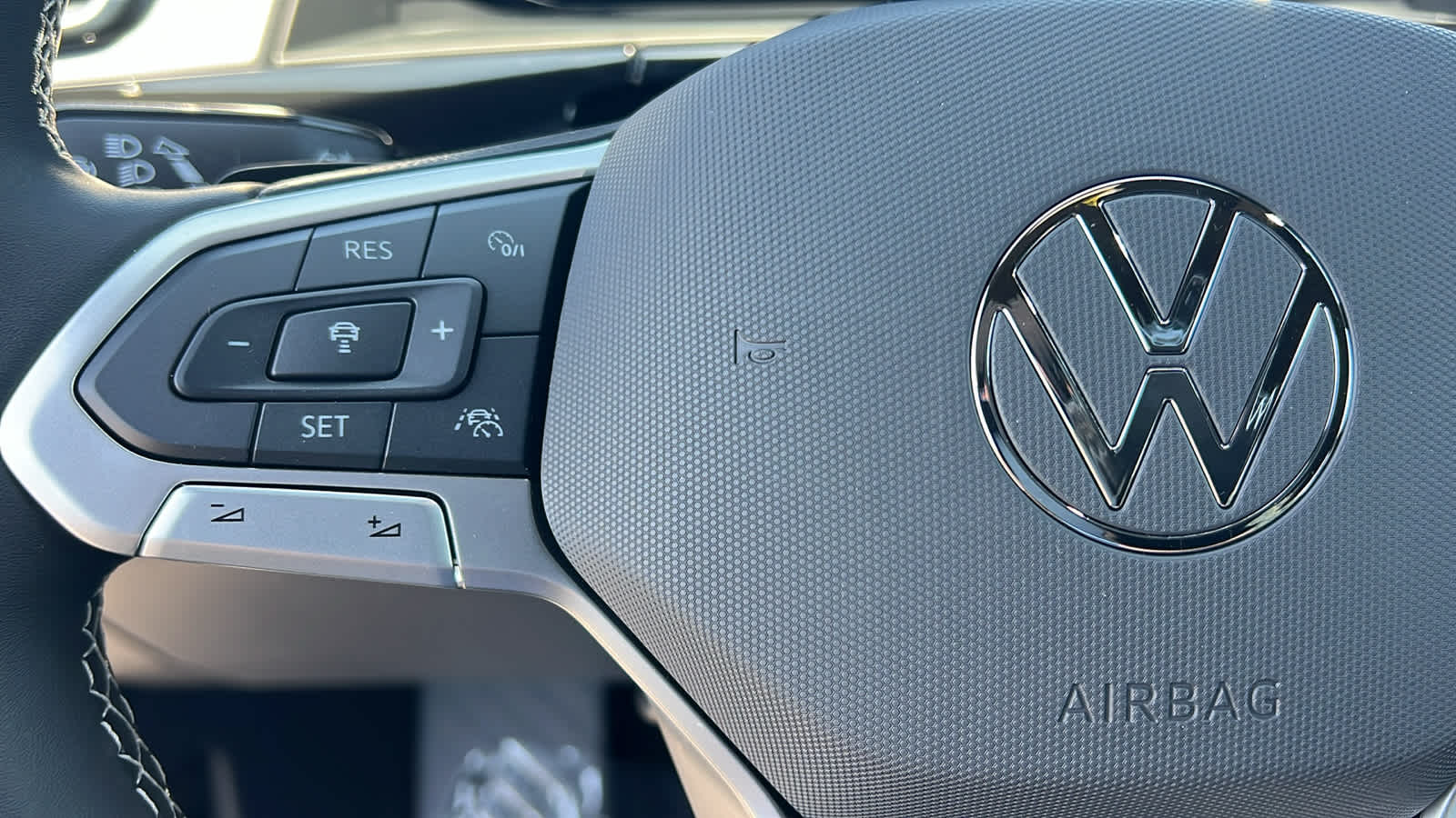 Thumbnail: 2025 Volkswagen Atlas - 19