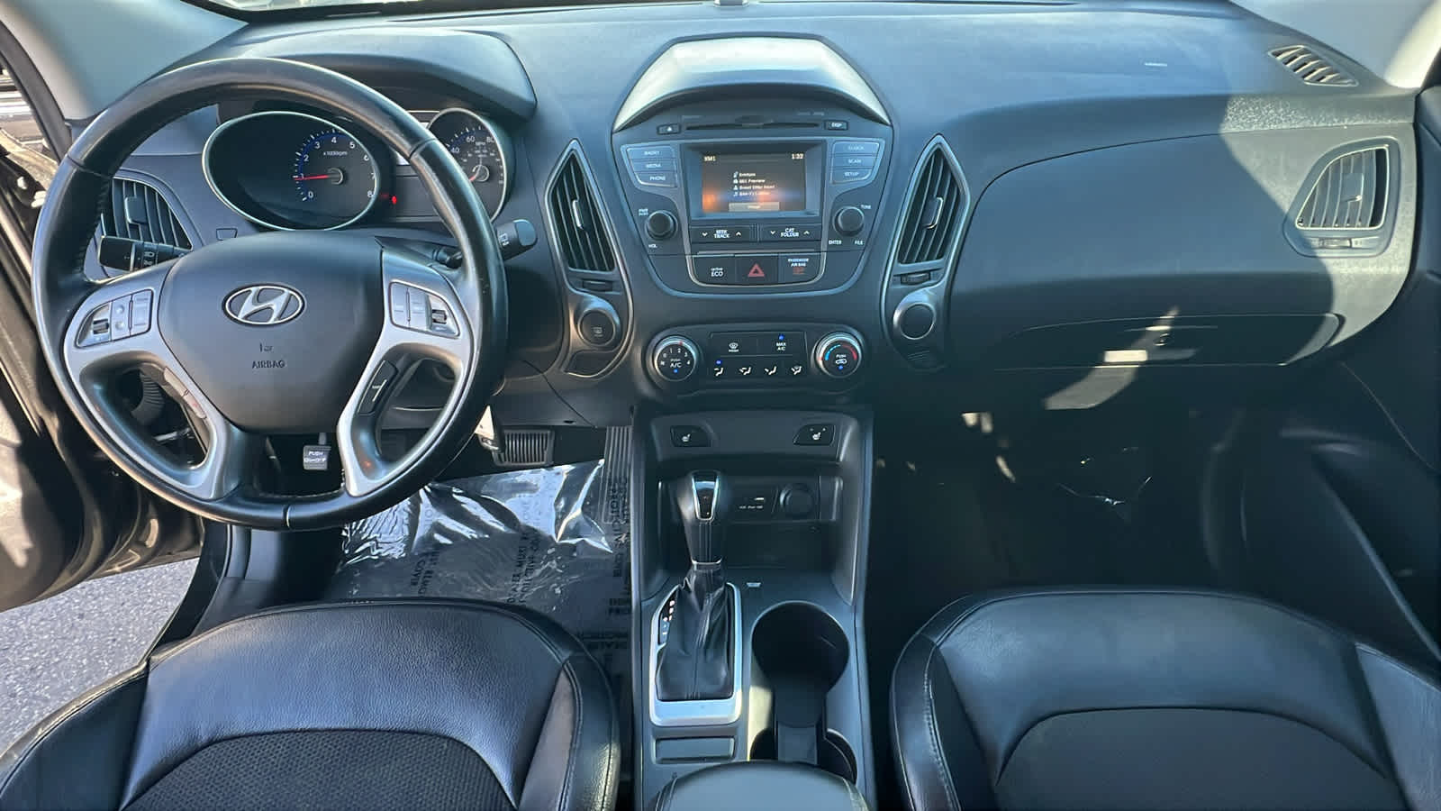 Thumbnail: 2015 Hyundai Tucson - 26