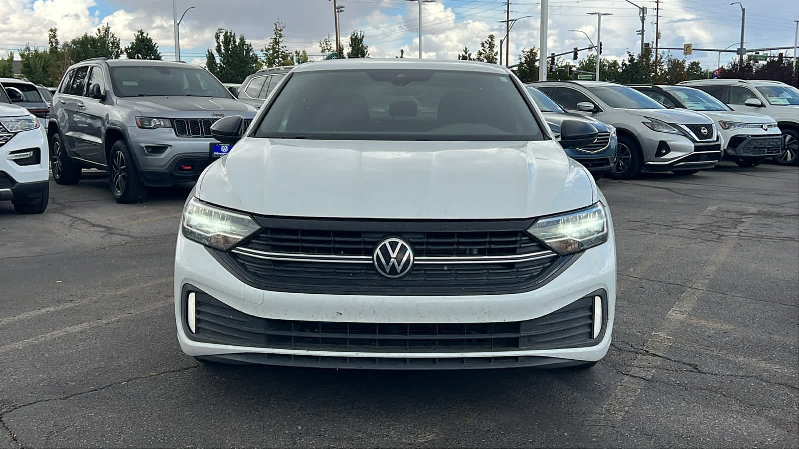 Thumbnail: 2023 Volkswagen Jetta - 2