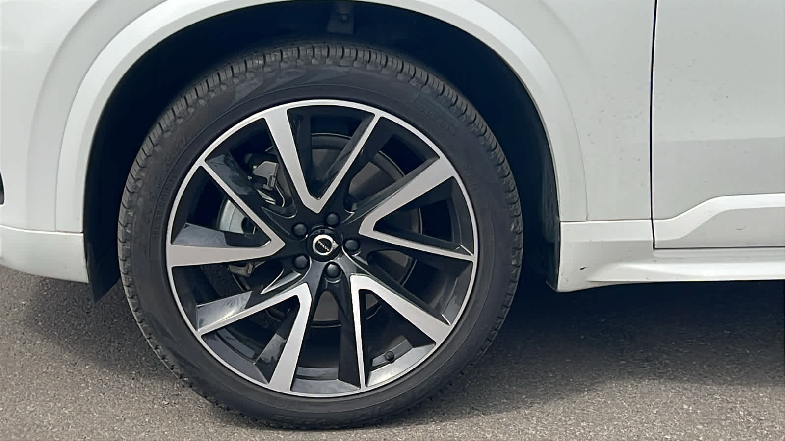Thumbnail: 2022 Volvo XC90 - 9