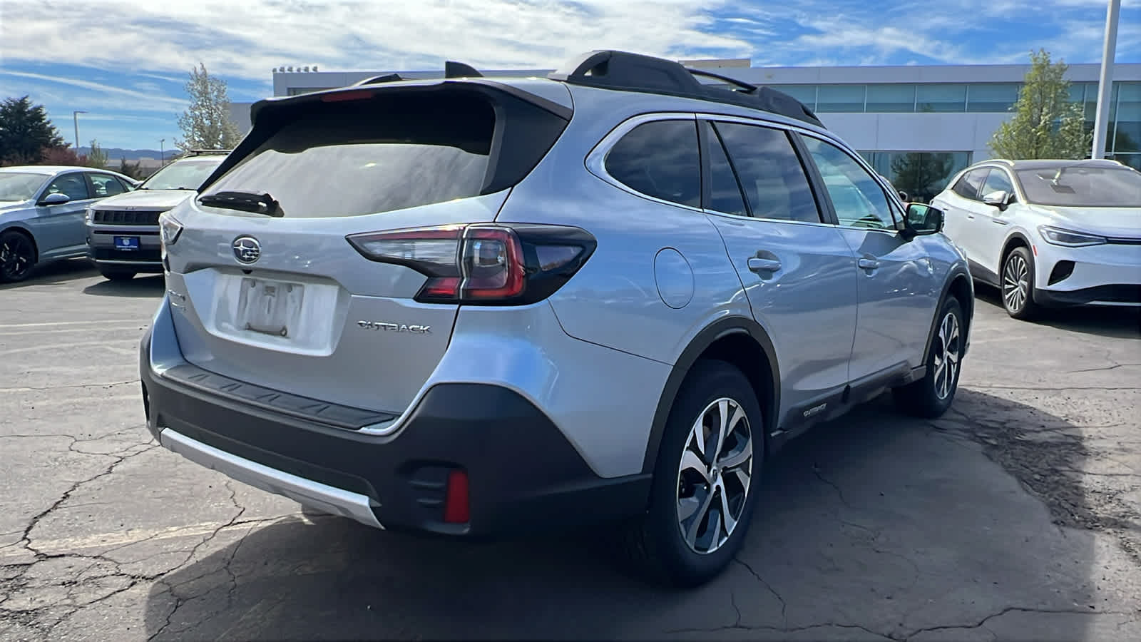 Thumbnail: 2022 Subaru Outback - 5