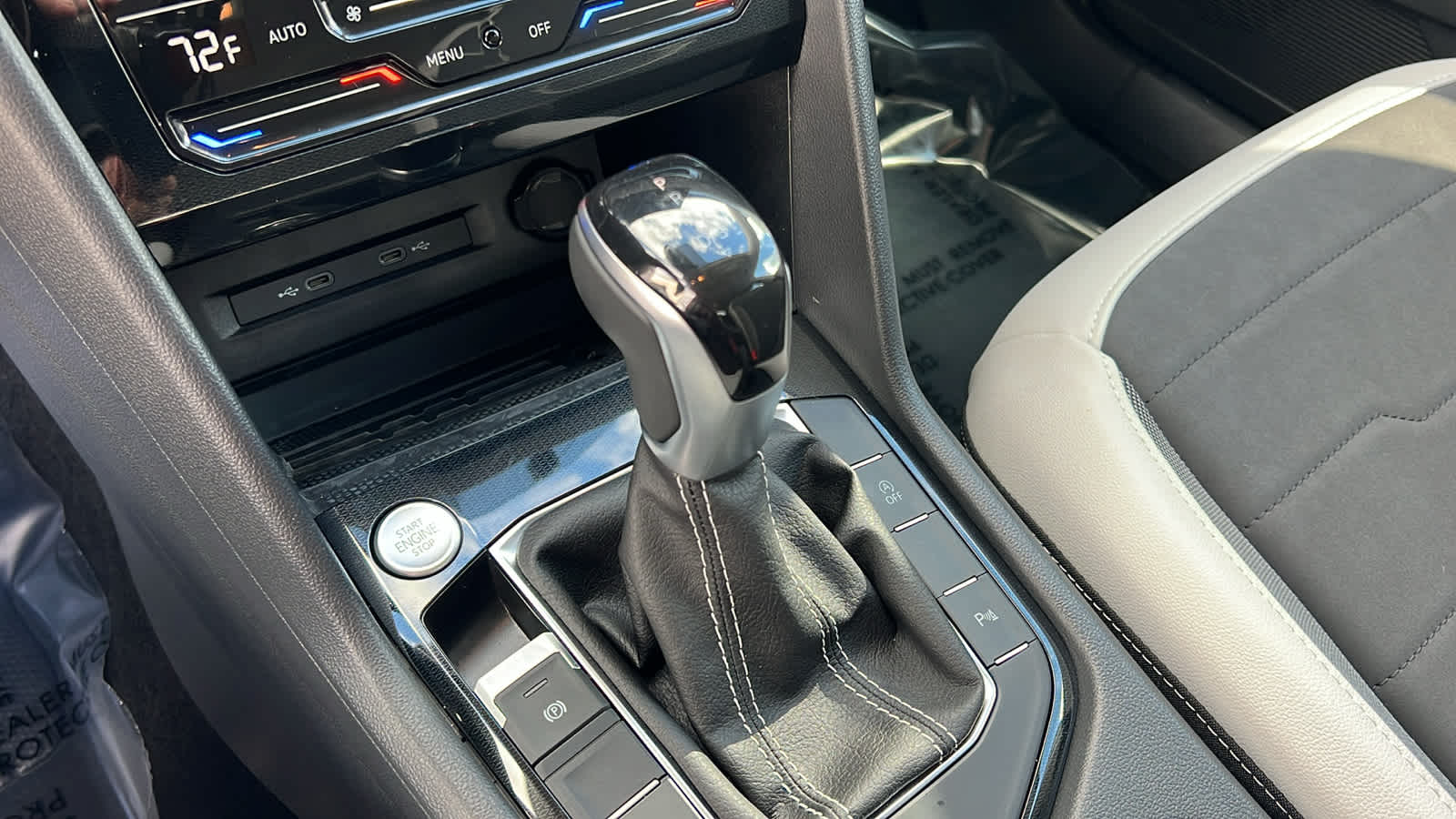 Thumbnail: 2025 Volkswagen Taos - 13