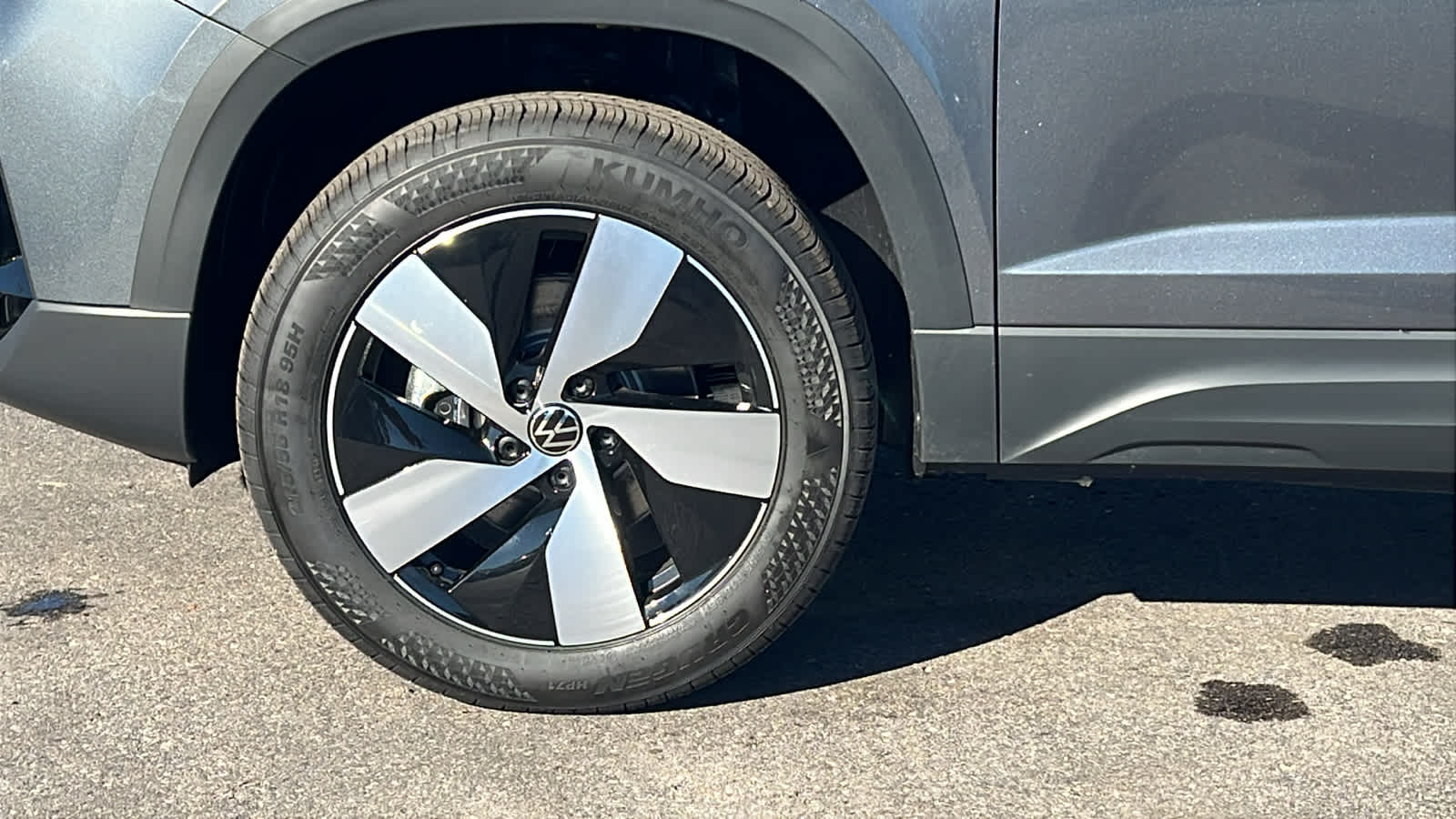 Thumbnail: 2026 Volkswagen Taos - 9