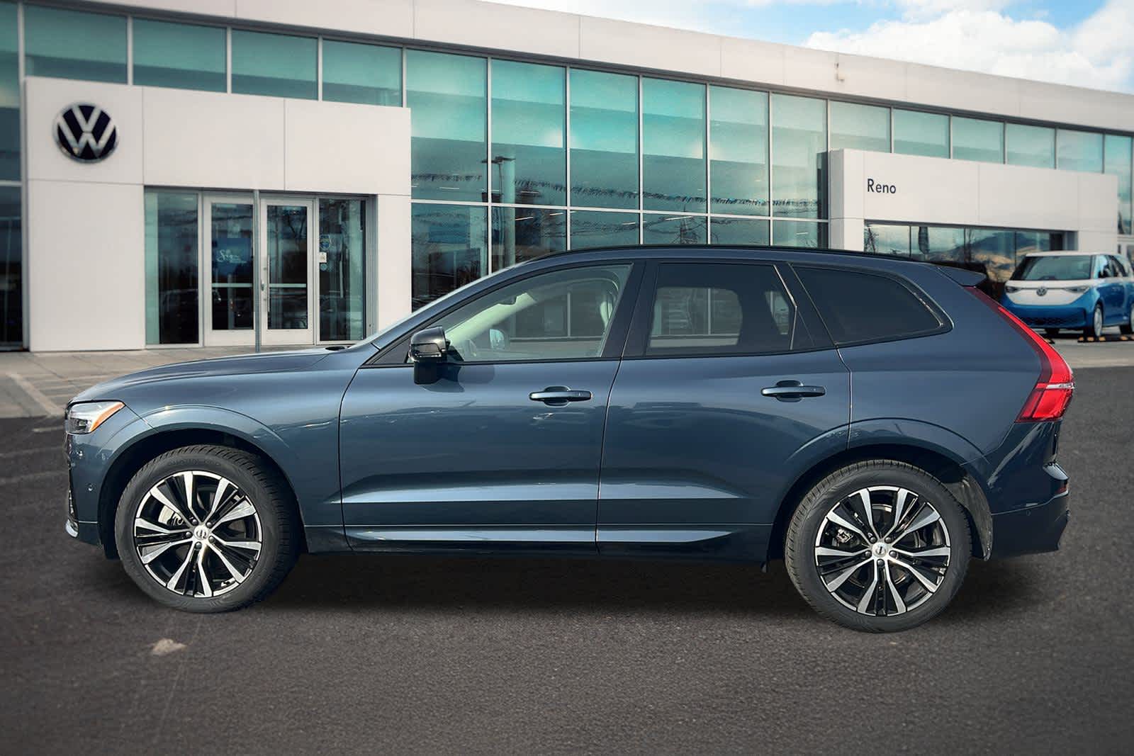 Thumbnail: 2023 Volvo XC60 - 8