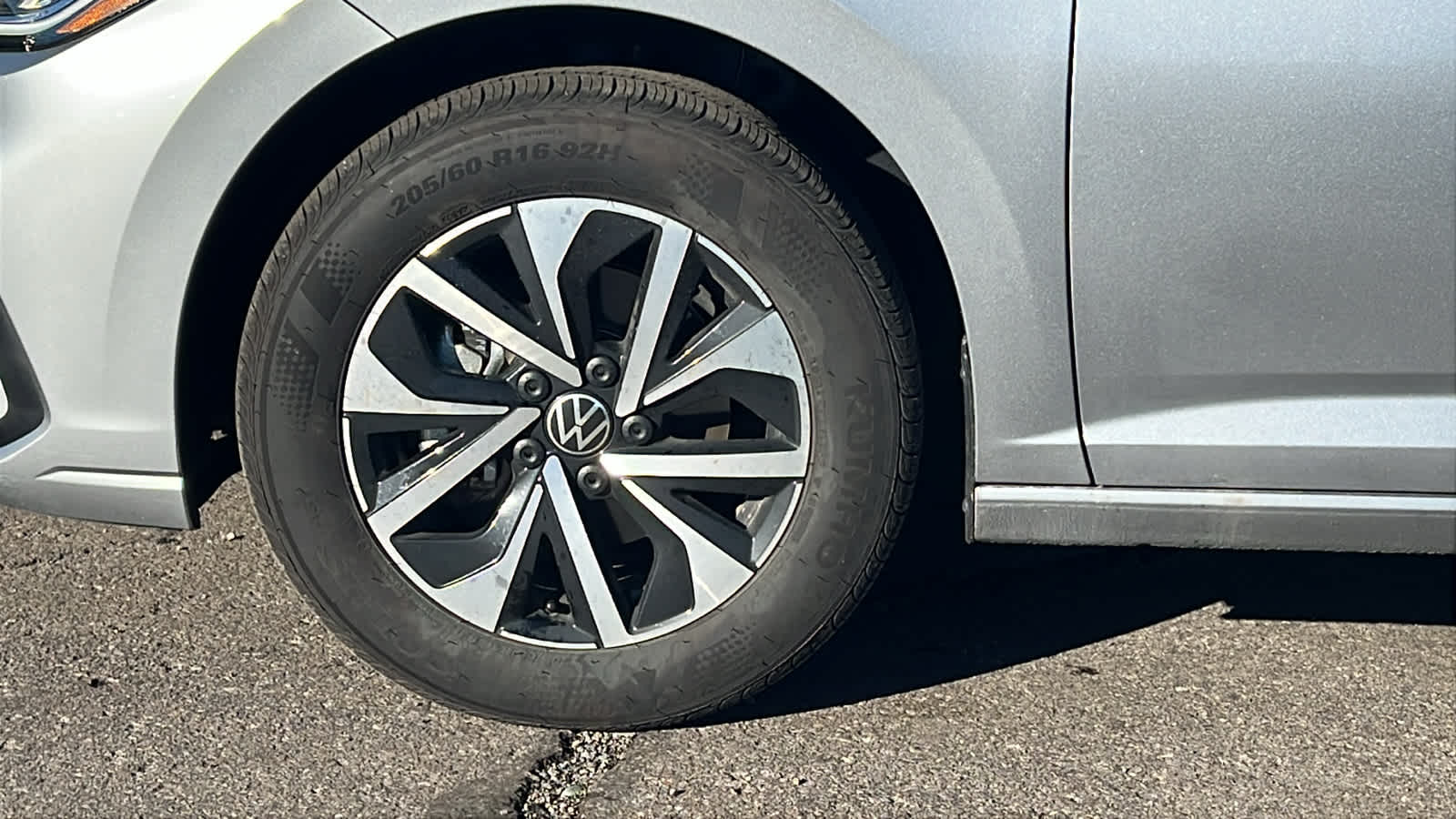 Thumbnail: 2025 Volkswagen Jetta - 9