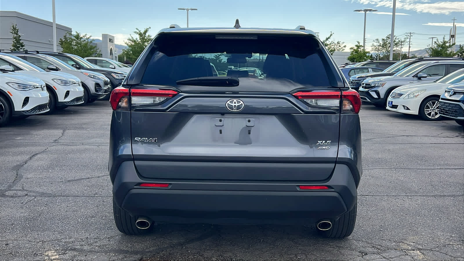 Thumbnail: 2022 Toyota RAV4 - 6