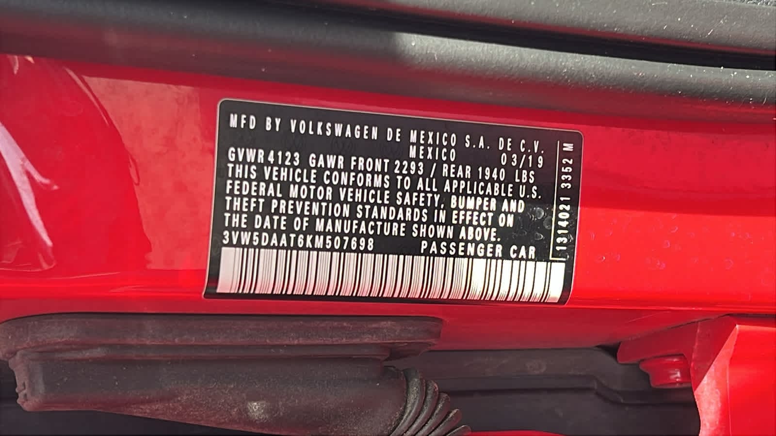 Thumbnail: 2019 Volkswagen Beetle - 28