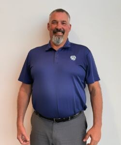 Staff member Andre Ribeiro from ID_804979fe6b15