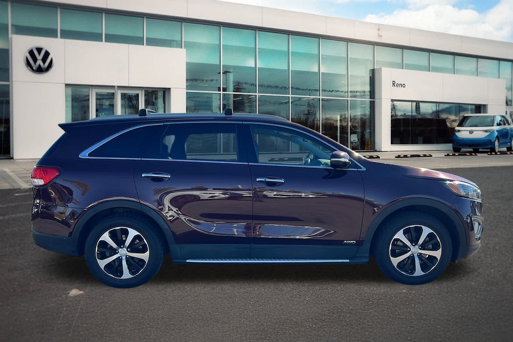 Used 2017 Kia Sorento EX SUV