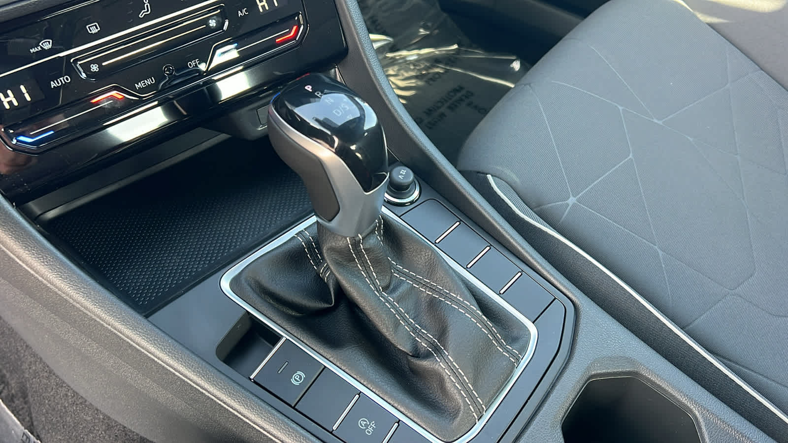 Thumbnail: 2026 Volkswagen Jetta - 11