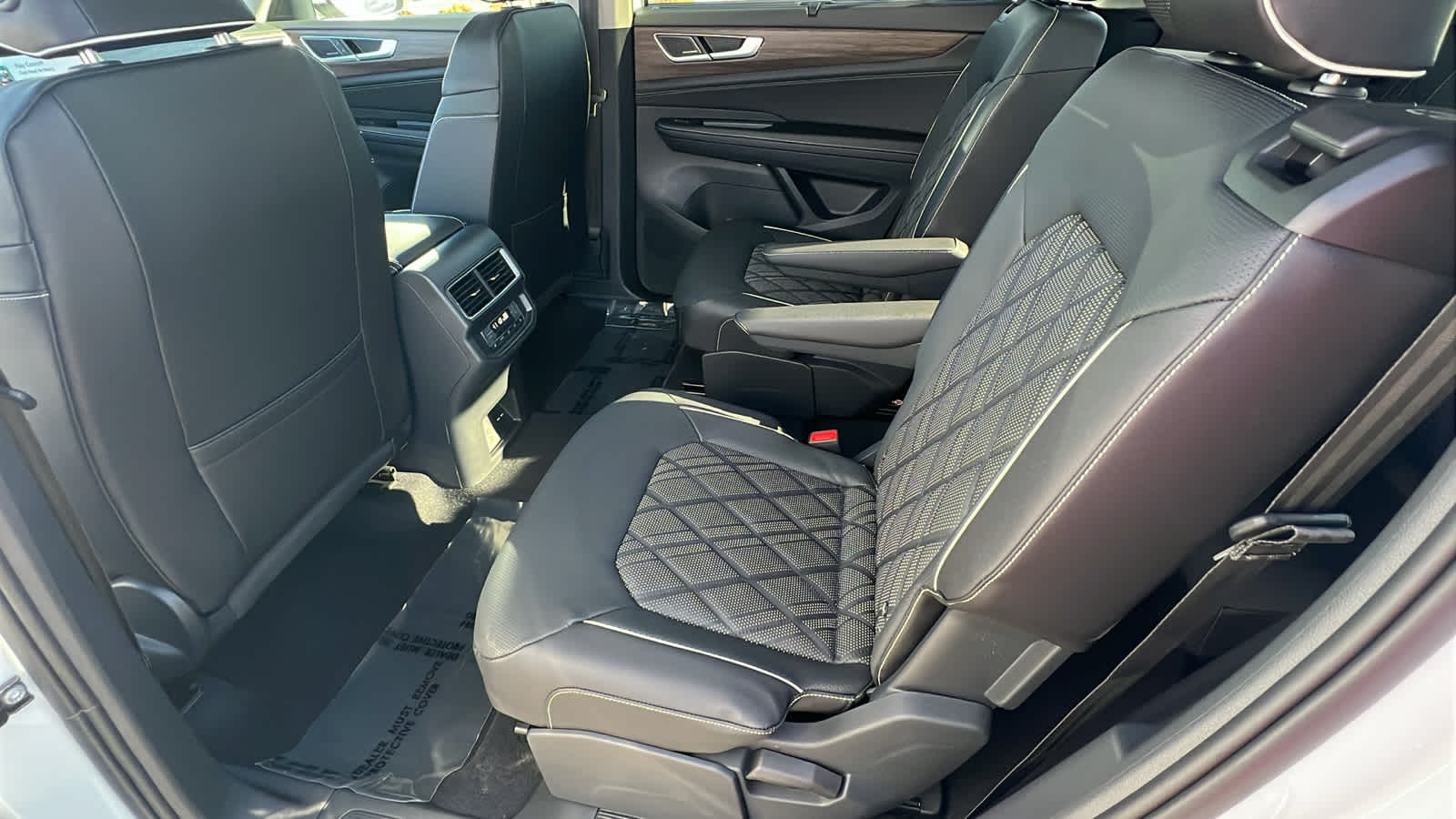 Thumbnail: 2026 Volkswagen Atlas - 24