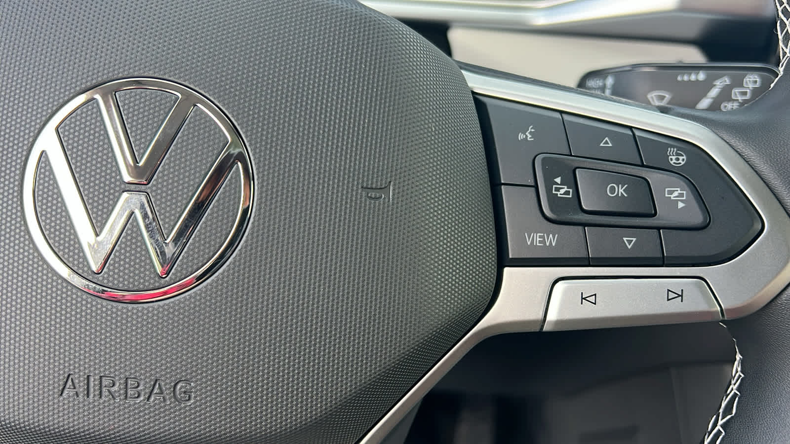 Thumbnail: 2026 Volkswagen Taos - 20