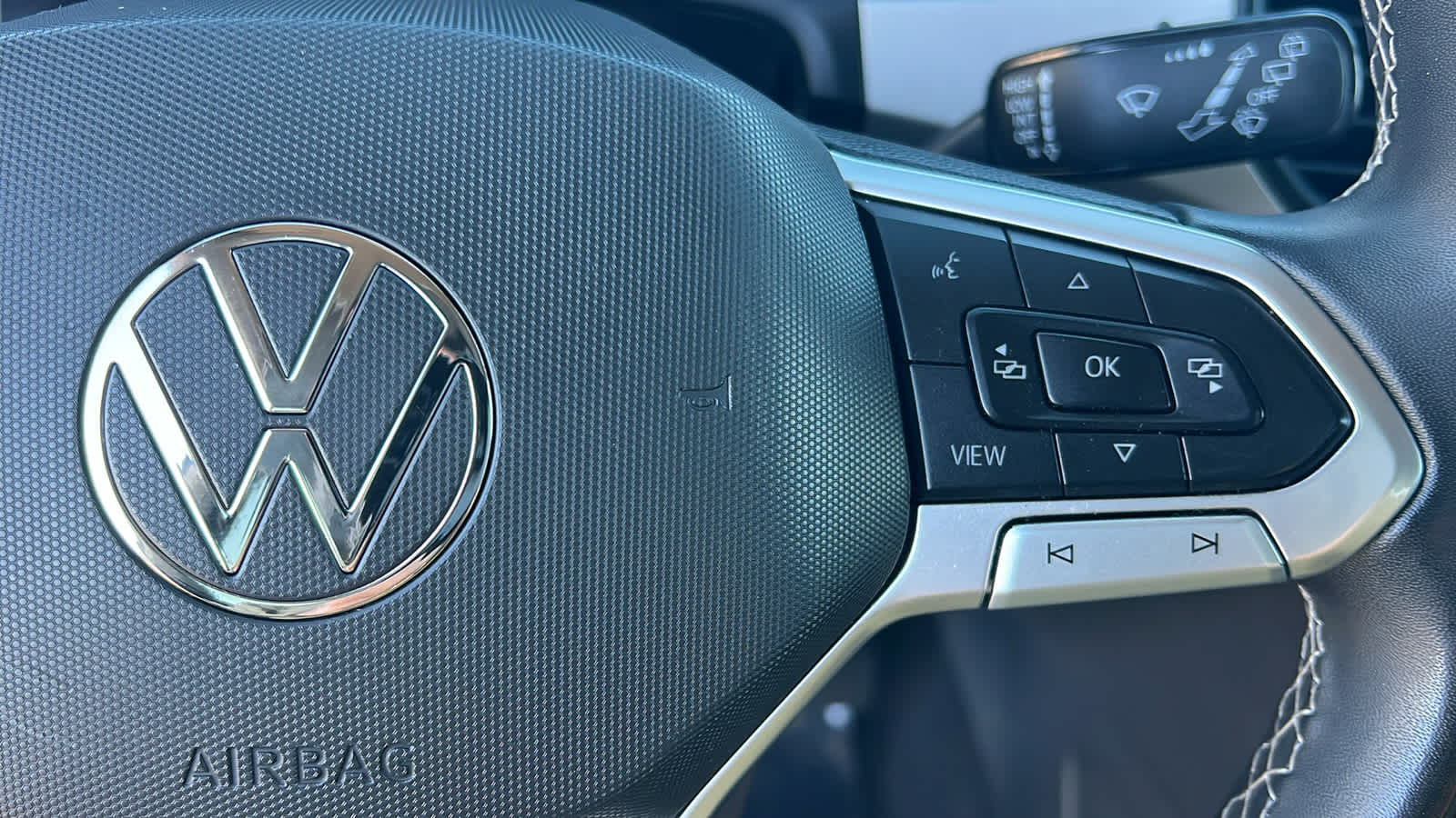 Thumbnail: 2021 Volkswagen Atlas - 20