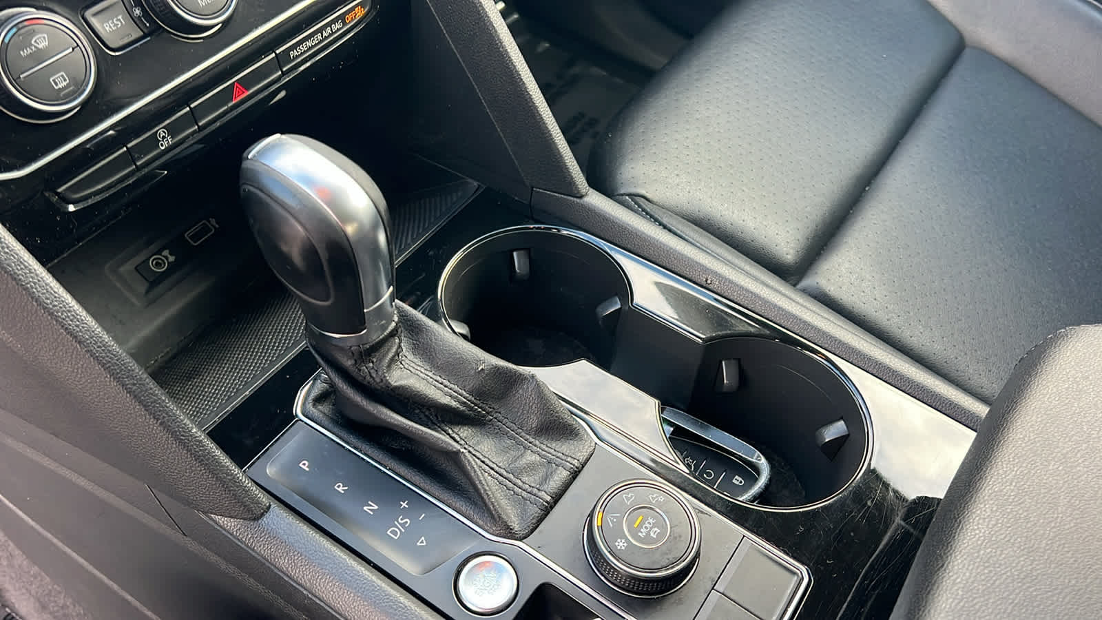 Thumbnail: 2018 Volkswagen Atlas - 13