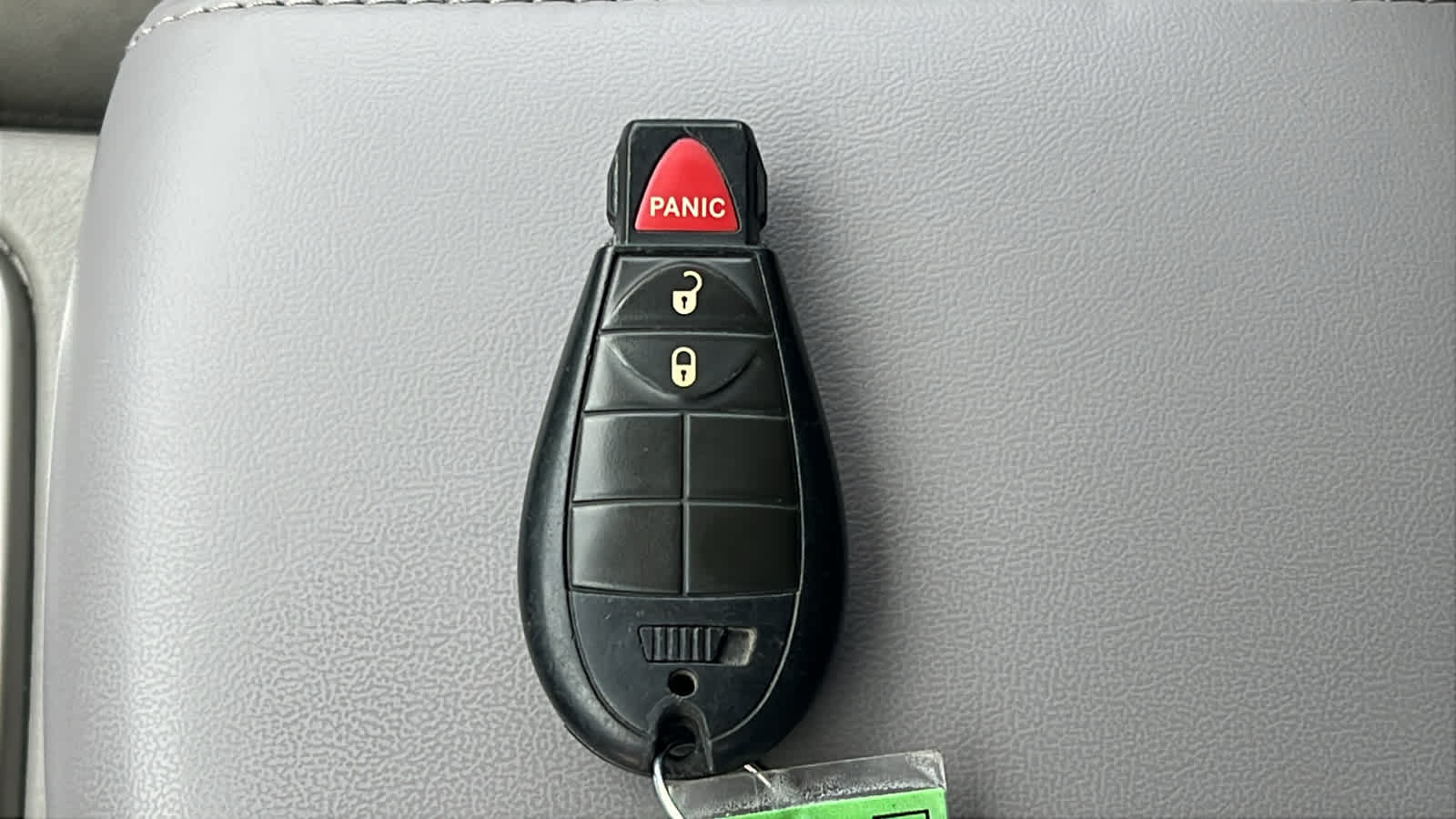 Thumbnail: 2012 Jeep Grand Cherokee - 27