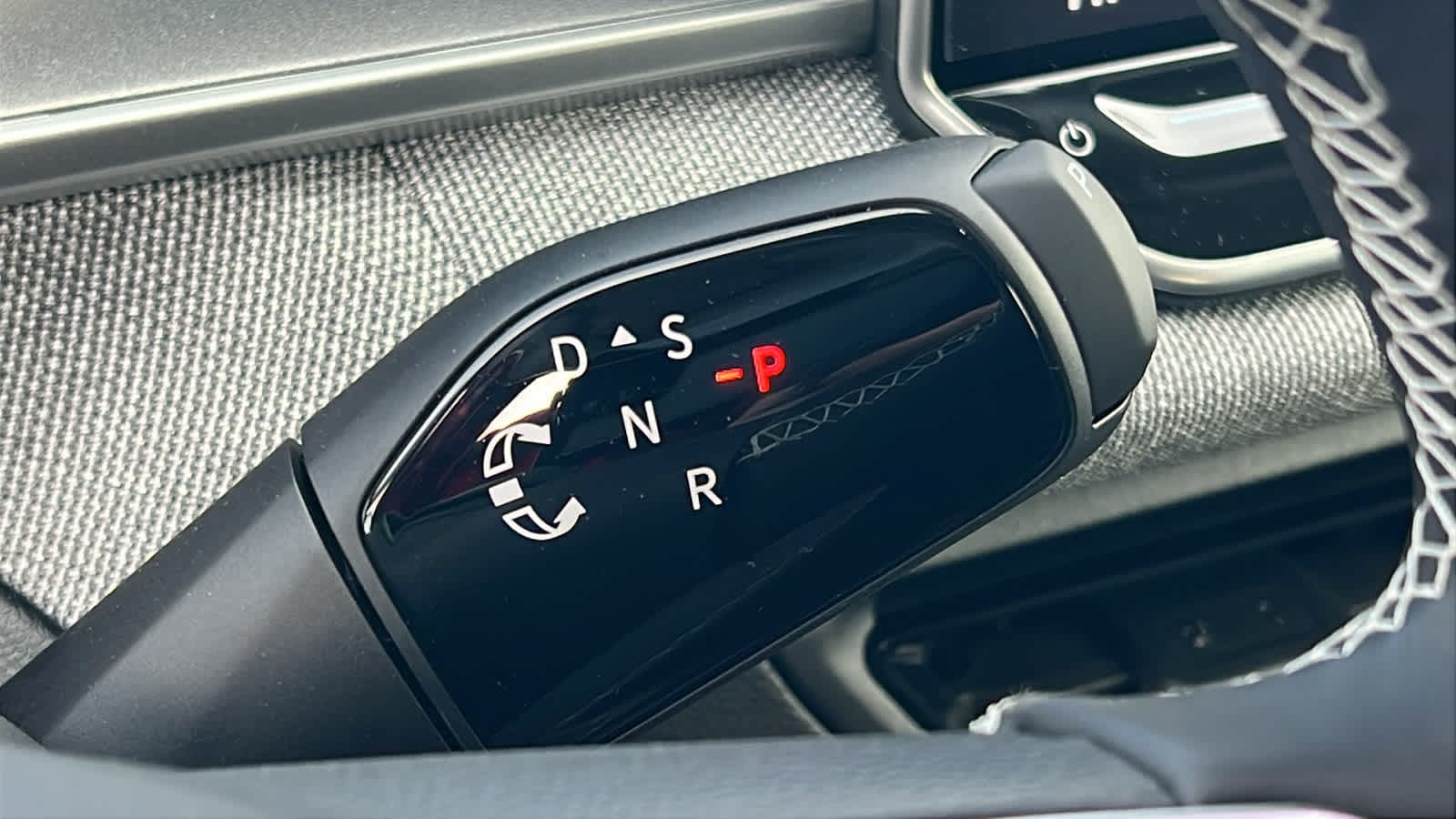 Thumbnail: 2026 Volkswagen Tiguan - 13