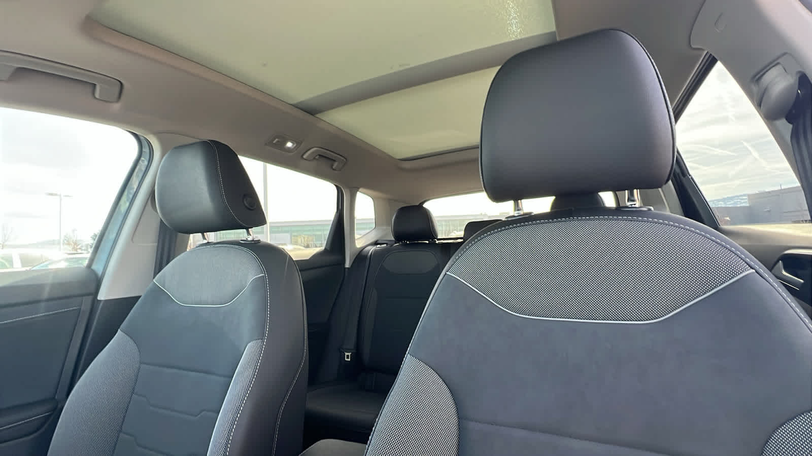 Thumbnail: 2026 Volkswagen Taos - 11