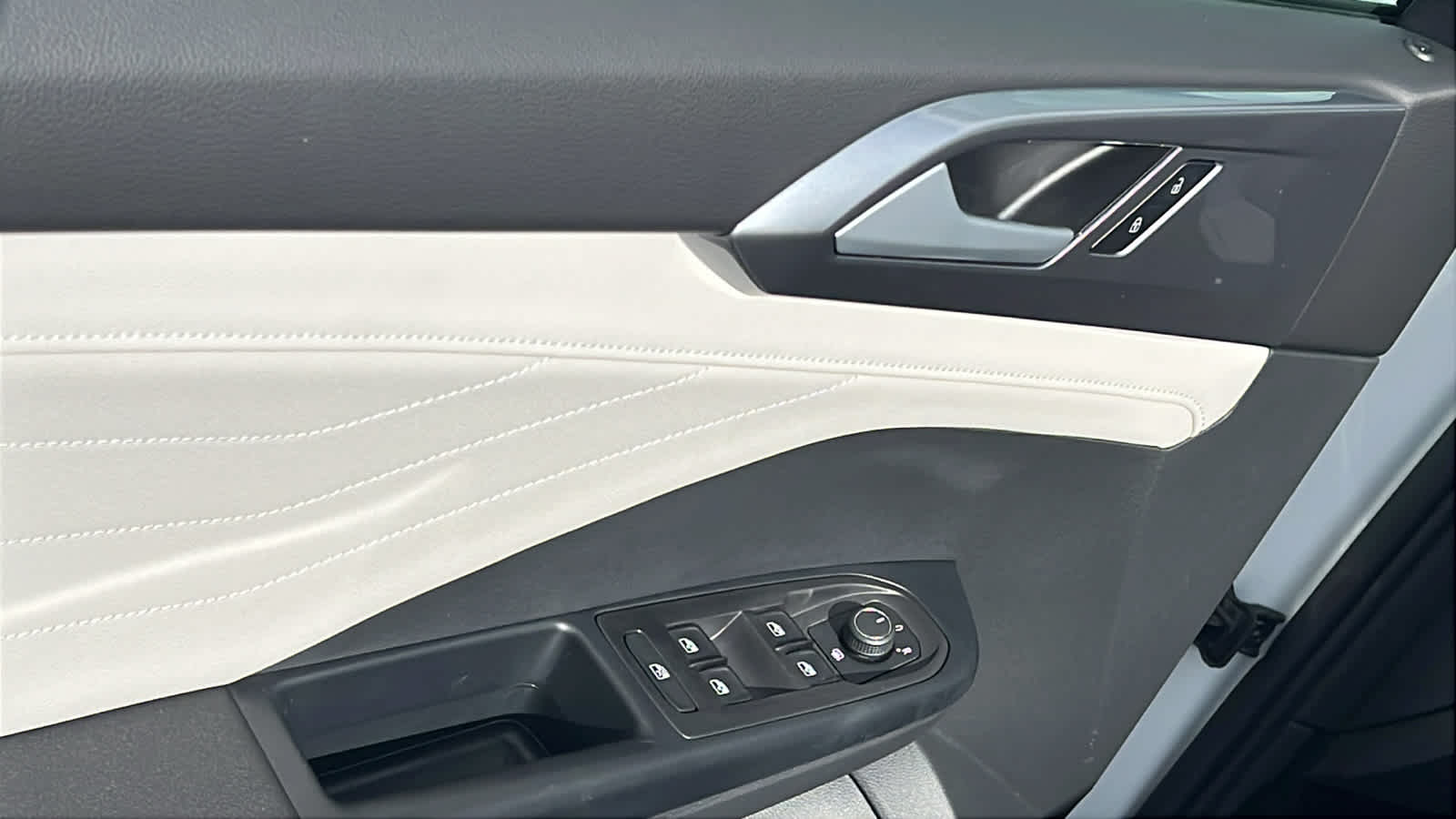 Thumbnail: 2026 Volkswagen Taos - 22