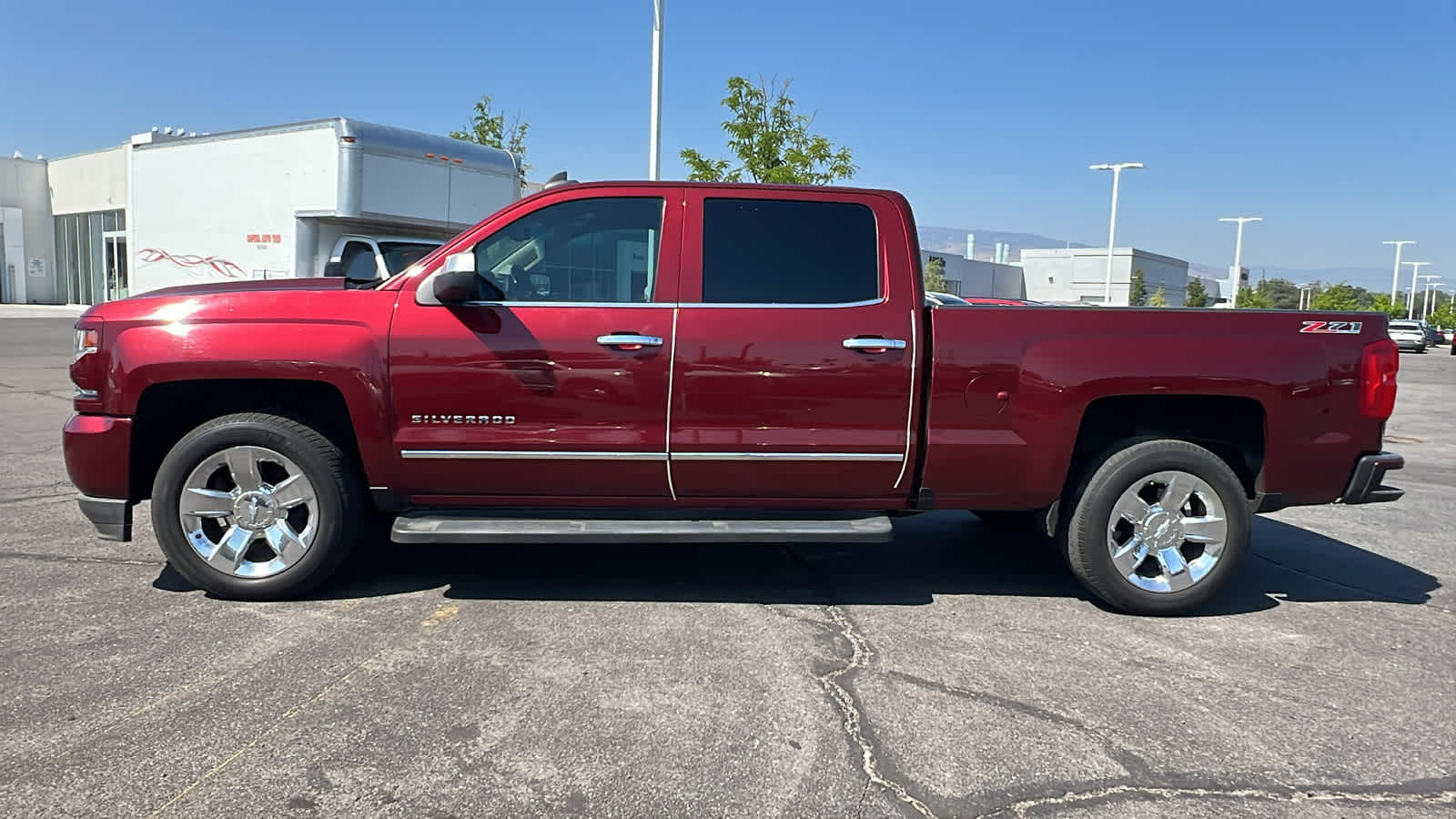 Thumbnail: 2017 Chevrolet Silverado 1500 - 8
