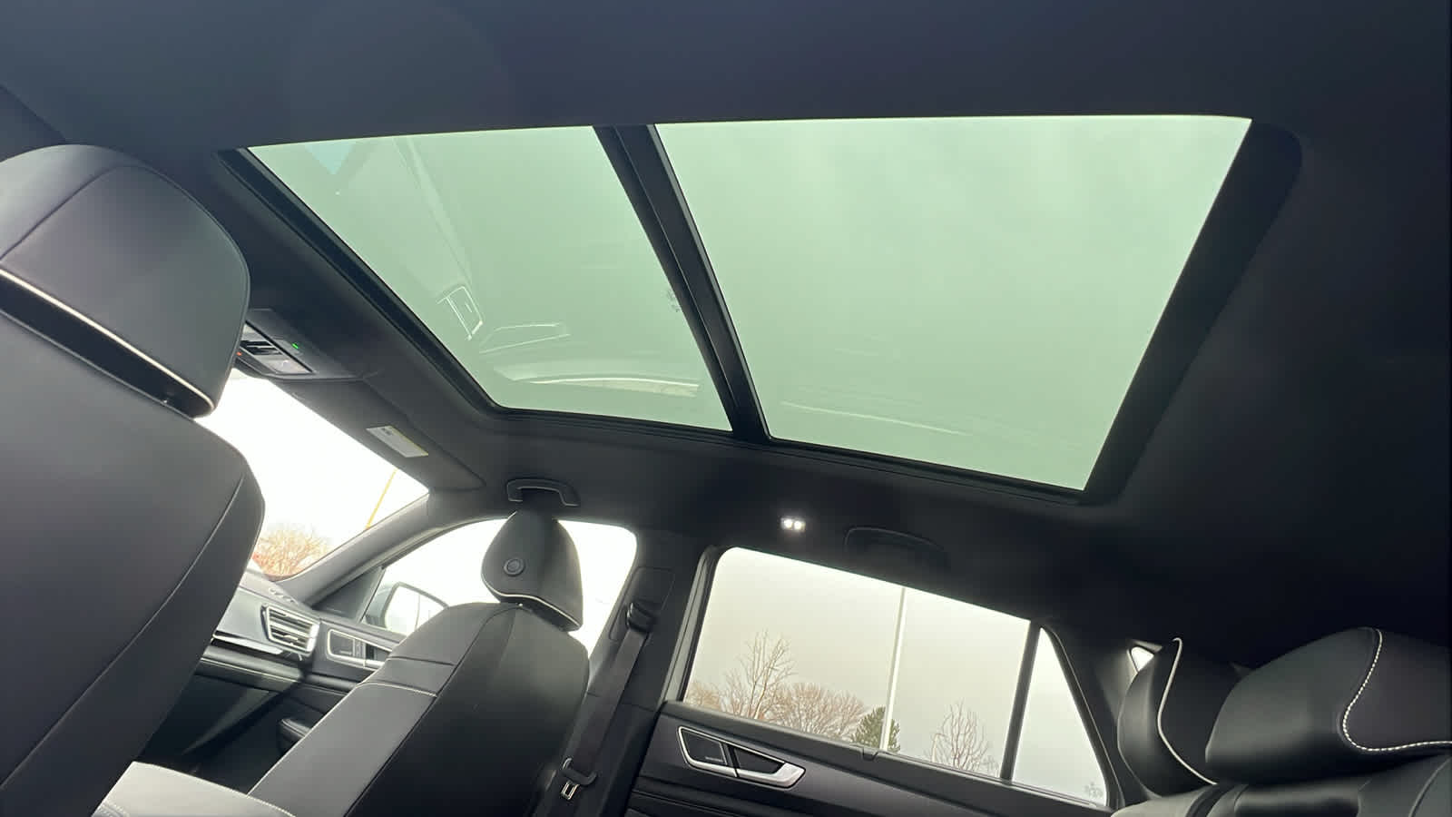 Thumbnail: 2026 Volkswagen Atlas - 31