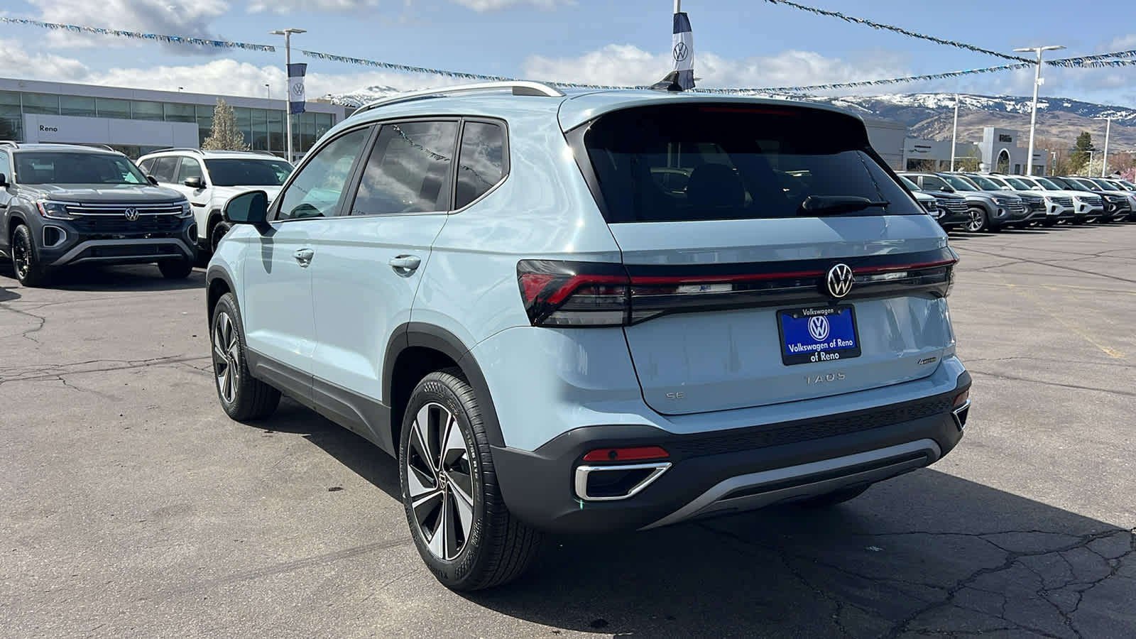 Thumbnail: 2025 Volkswagen Taos - 7