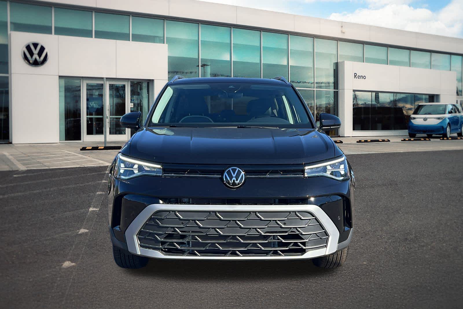 Thumbnail: 2025 Volkswagen Taos - 2