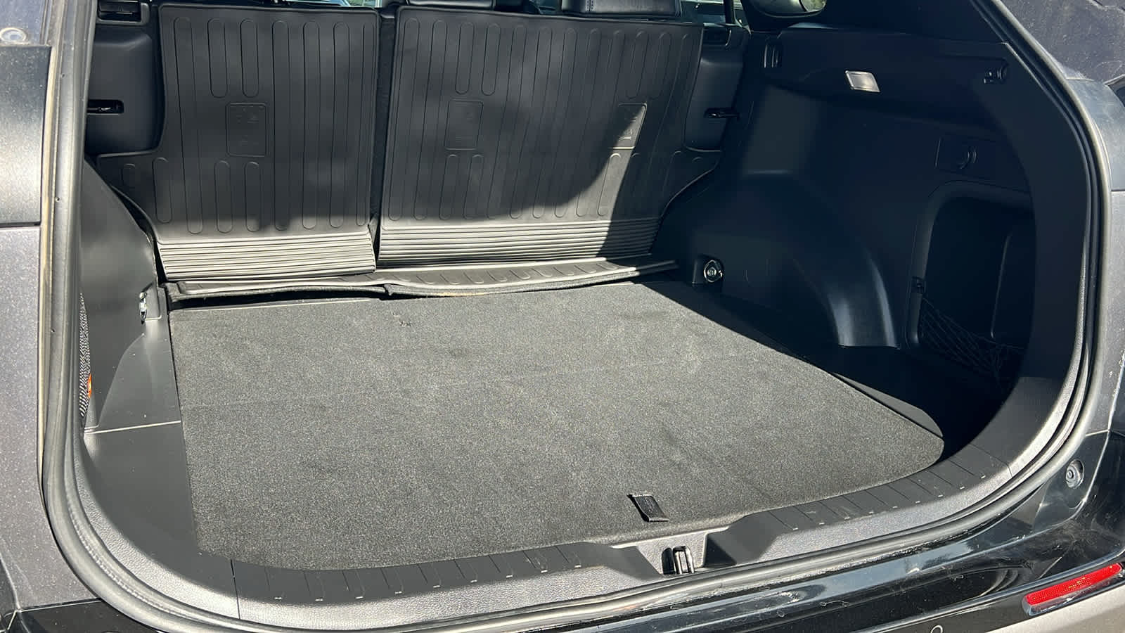 Thumbnail: 2024 Toyota RAV4 - 27