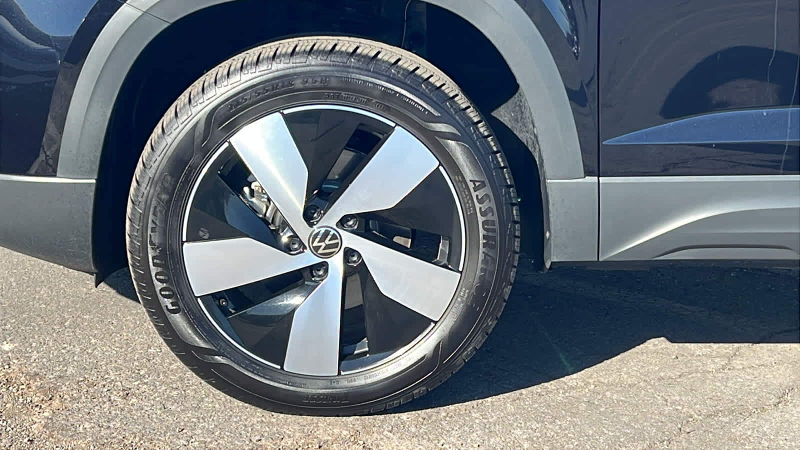 Thumbnail: 2025 Volkswagen Taos - 9