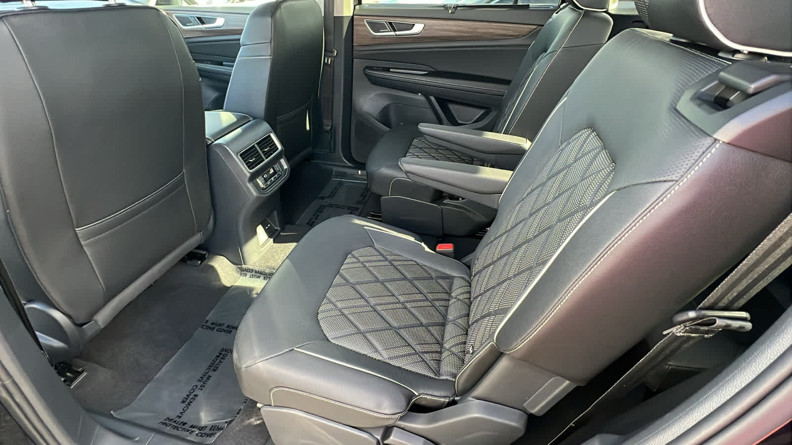 Thumbnail: 2026 Volkswagen Atlas - 24