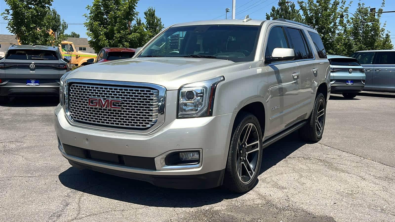2017 GMC Yukon Denali Hero Image