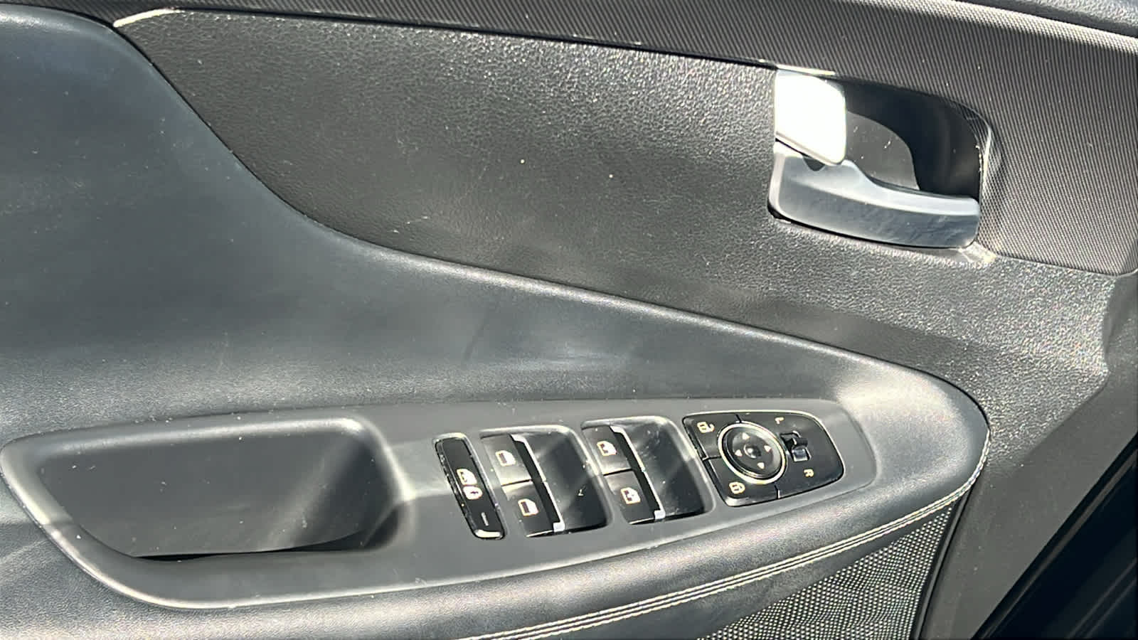 Thumbnail: 2021 Hyundai Santa Fe - 22