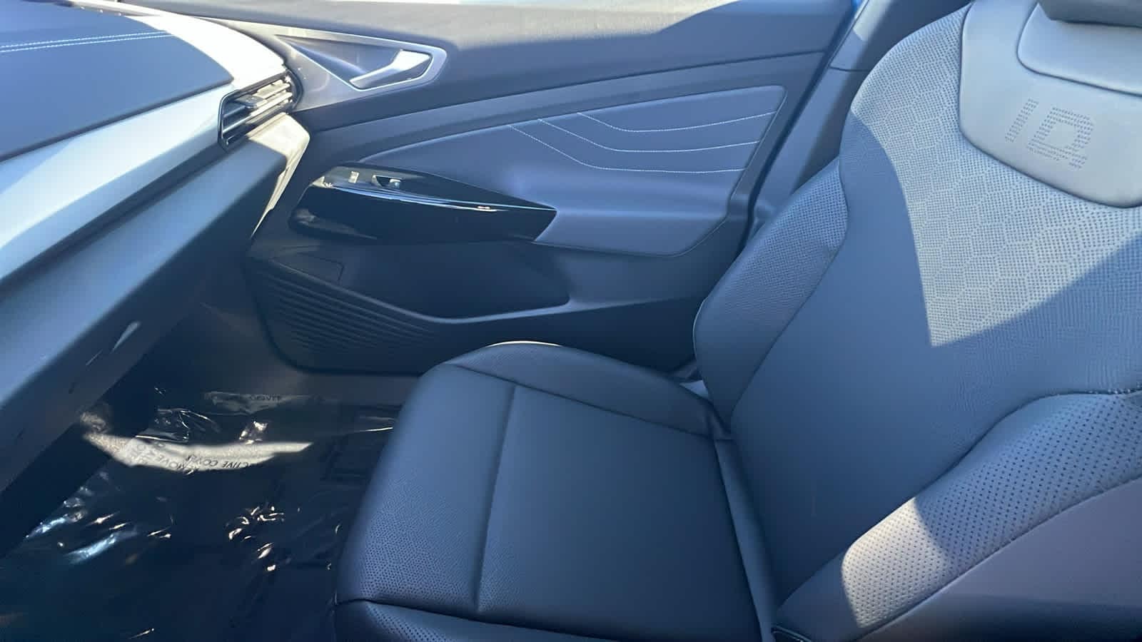 Thumbnail: 2025 Volkswagen ID.4 - 12