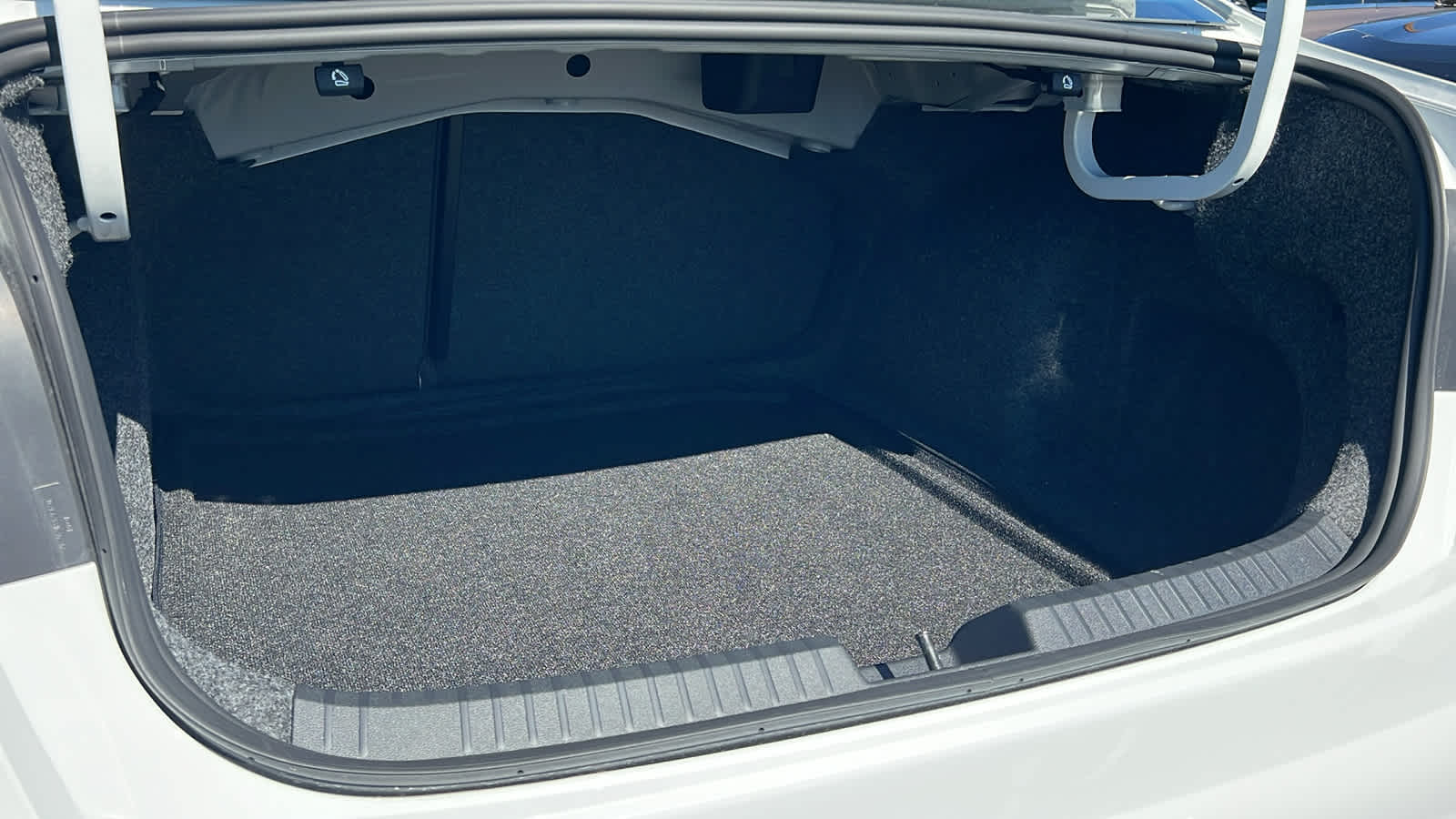 Thumbnail: 2026 Volkswagen Jetta - 27