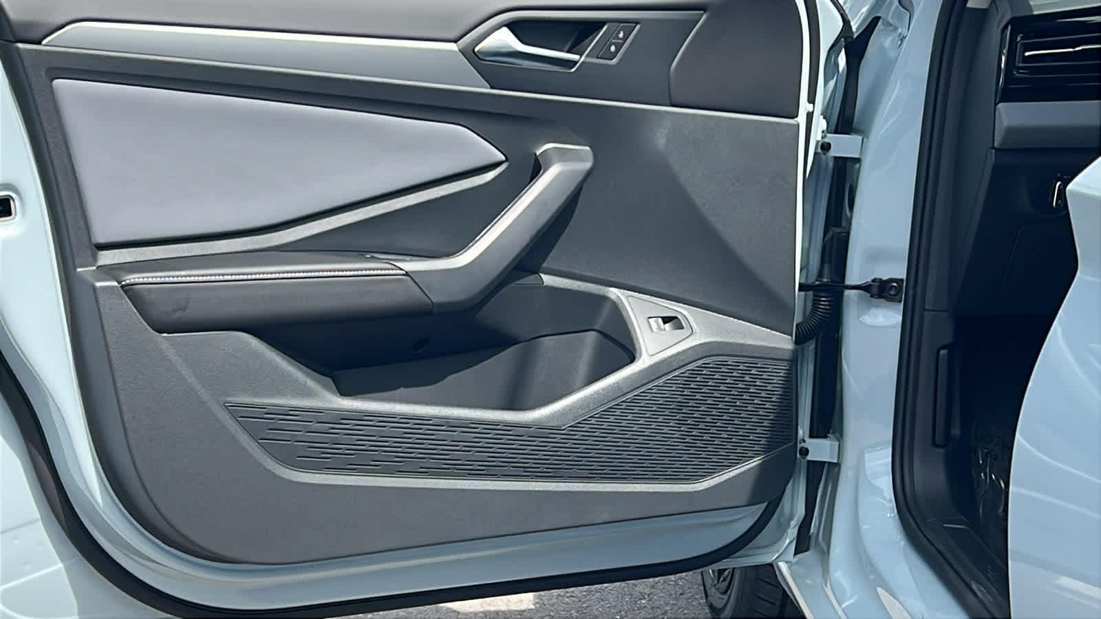 Thumbnail: 2026 Volkswagen Jetta - 23